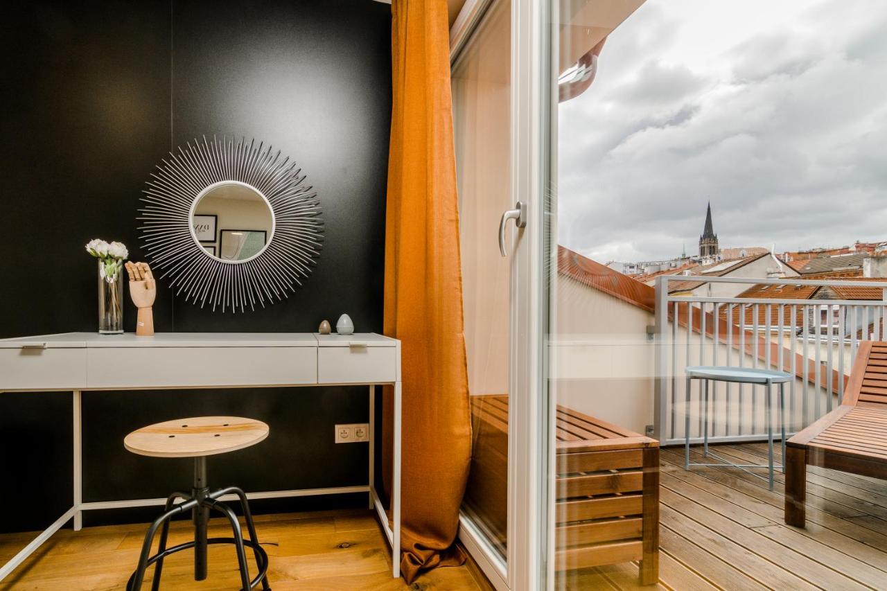 Apartamento Prague Days - Premium Loft W Terrace - View - Netflix - Ac Exterior foto