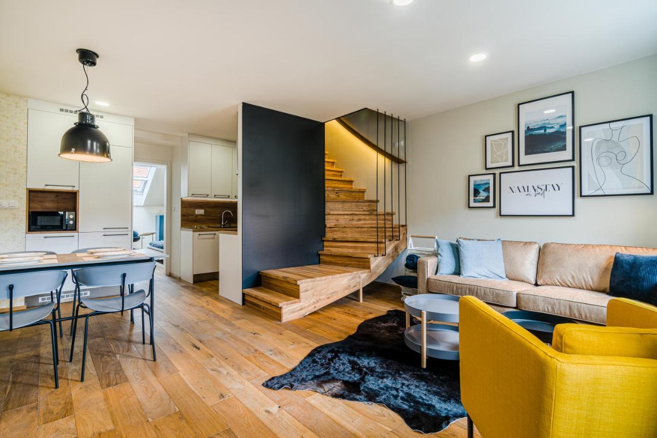 Apartamento Prague Days - Premium Loft W Terrace - View - Netflix - Ac Exterior foto